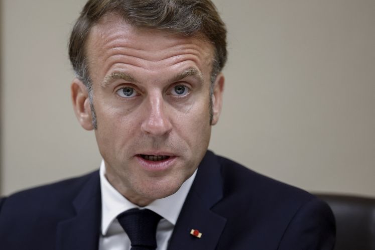 Macron spricht