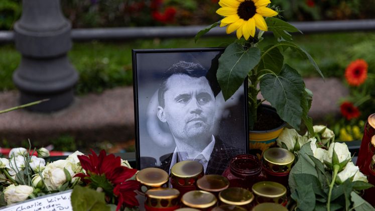 Gedenkfoto für Charlie Kirk 