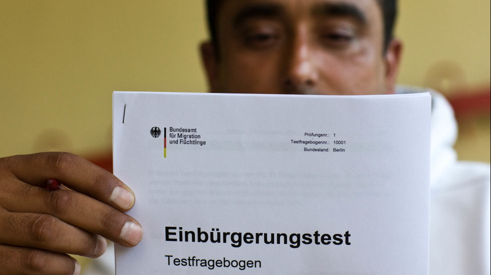 Einbürgerungstest 300 Fragen Online Integration - Darum ist der Einbürgerungstest für Flüchtlinge sinnlos