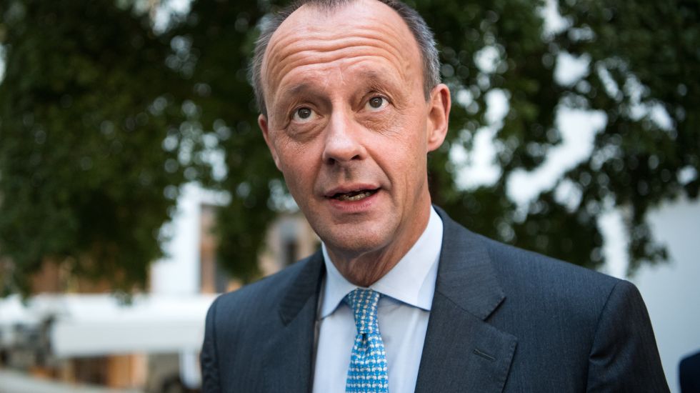 Friedrich Merz gibt in der Bundespressekonferenz seine Kandidatur für den Parteivorsitz bekannt