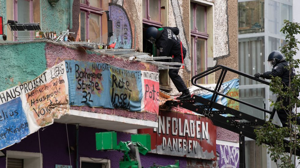 raumung-der-liebig-34-hausbesetzung-friedrichshain-berlin-linksextremismus-liebigstraße