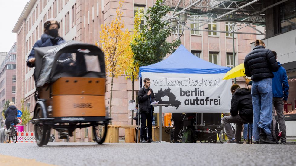 autofrei-innenstadt-berlin-volksentscheid-pkw