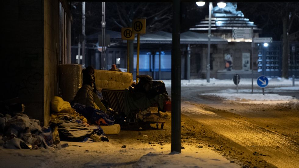 Obdachlose am Bahnhof Zoo